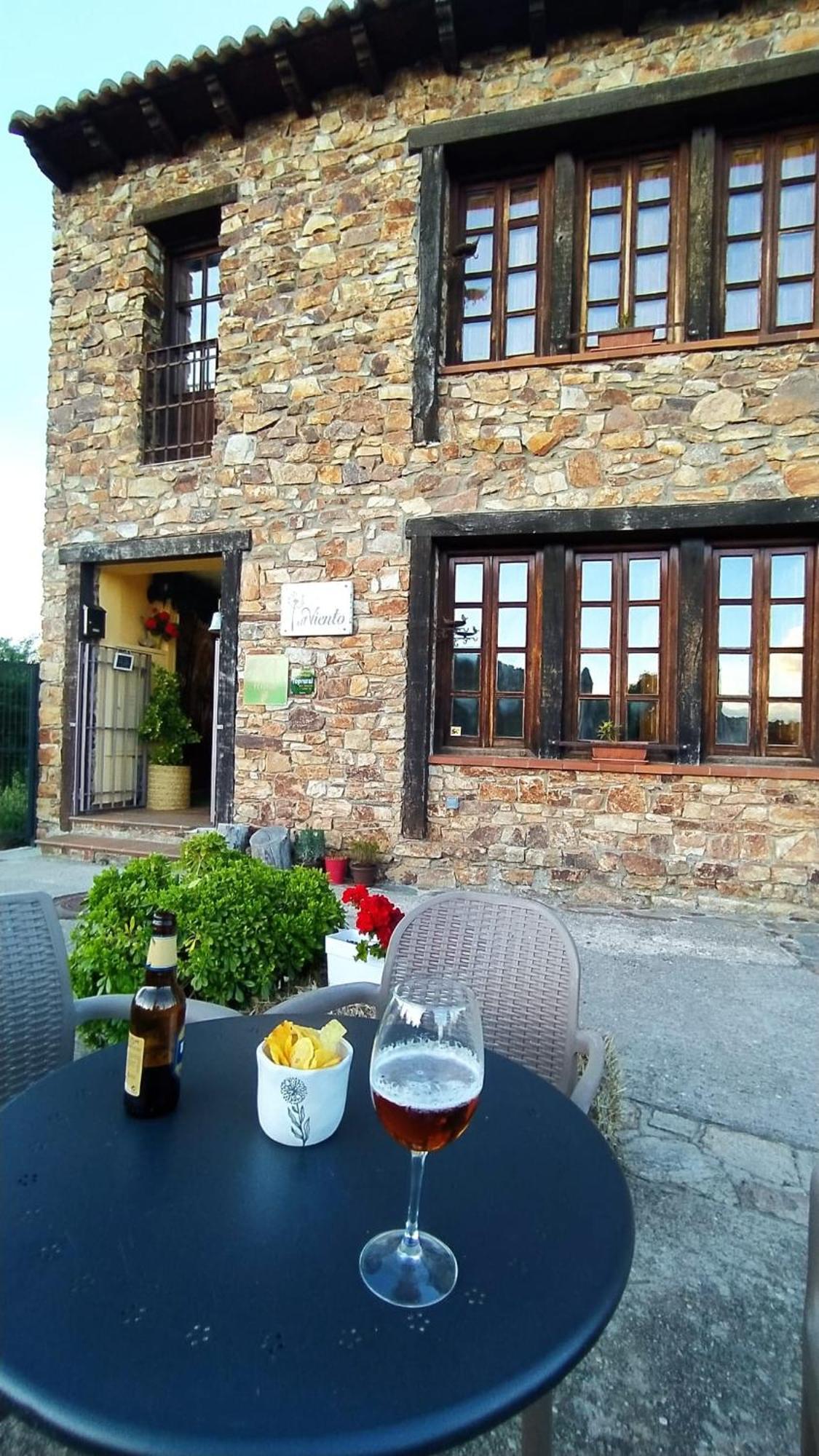 Al Viento, Alojamiento & Turismo Rural Pradena Del Rincon Exteriör bild
