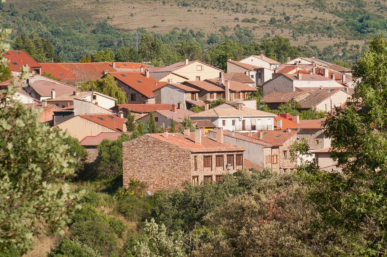 Al Viento, Alojamiento & Turismo Rural Pradena Del Rincon Exteriör bild